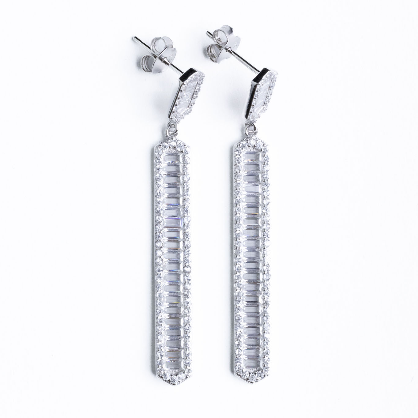 Srebrne naušnice “Sjajne duge” Srebrne naušnice “Sjajne duge”