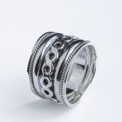 Srebrni prsten “Bali prsten s pletenicom”