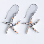 Srebrne naušnice “Viseće morske zvijezde s opalom”