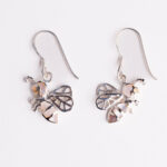 Srebrne naušnice “Viseće pčele sedef“