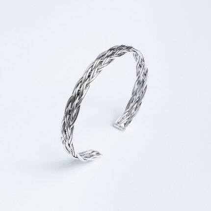 Srebrna narukvica “Pleter”