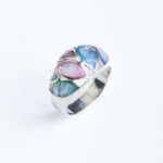 Srebrni prsten “Šuplja burma s raznobojnim sedefom”